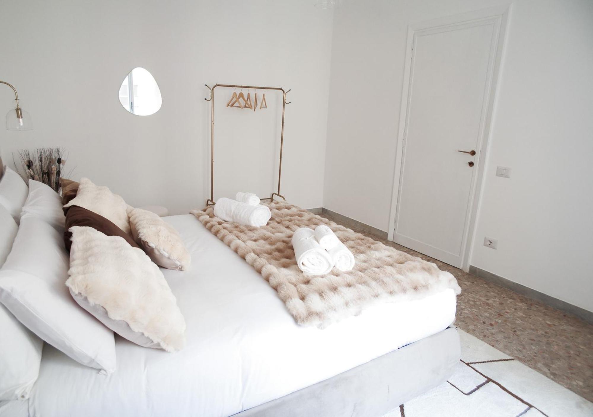 Thery House - Tiburtina Apartment โรม ภายนอก รูปภาพ